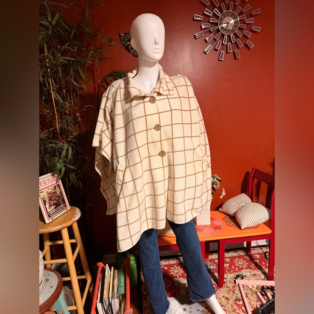 Soft, lightweight cape.